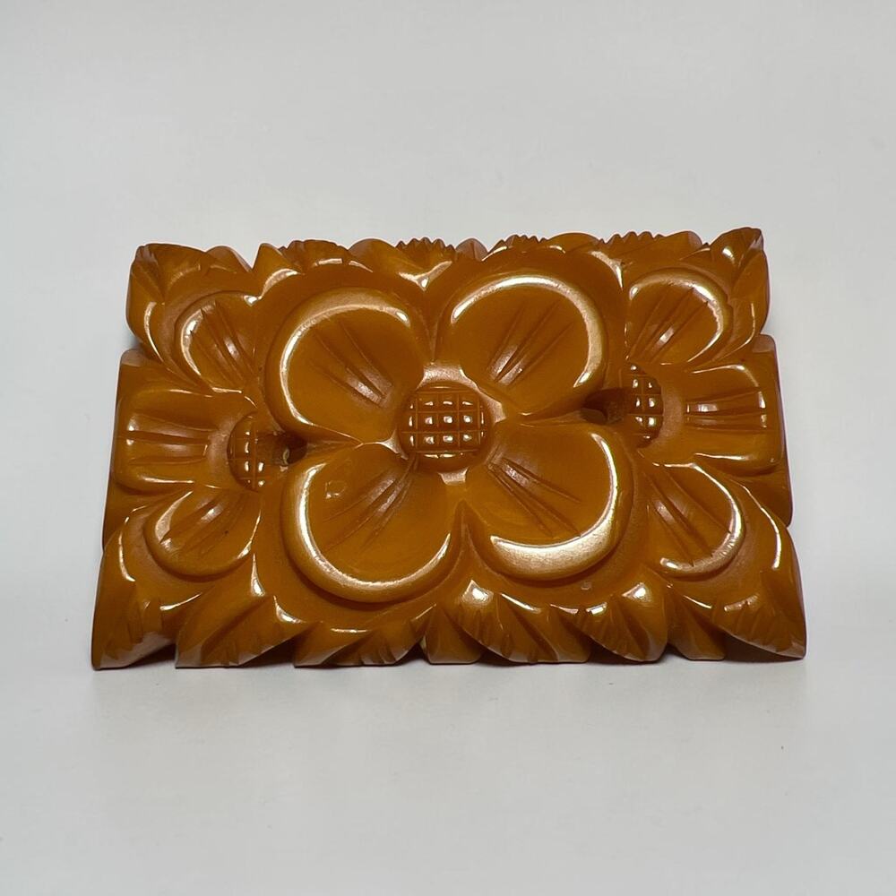 Vintage 1930s Carved Butterscotch Bakelite Dogwood Flower Brooch Pin 2.75"